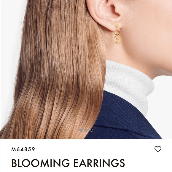 Authentic Louis Vuitton Blooming Earrings - Picture 11 of 12